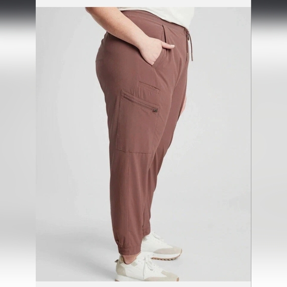 NWOT Athleta Venture Jogger Pants Size 26 - Picture 3 of 10